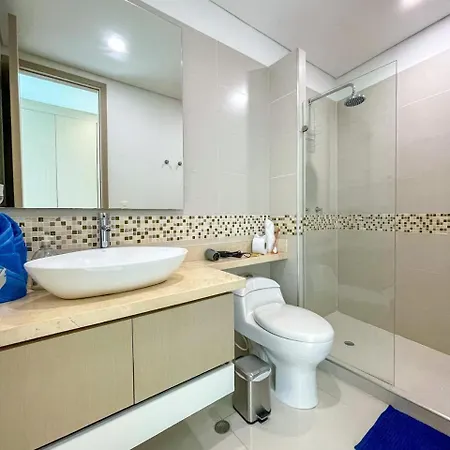 Apartamento 2p1-al De 2 Alcobas Frente Al Mar Con Aire Acondicionado Y Wifi *