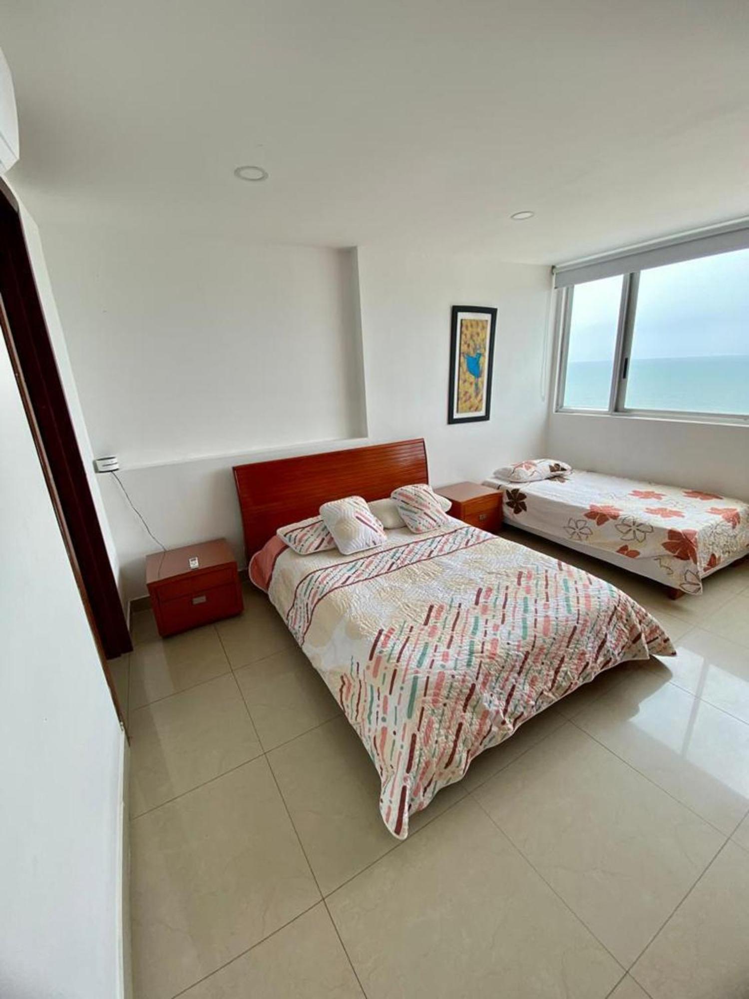 Apartamento 2p1-al De 2 Alcobas Frente Al Mar Con Aire Acondicionado Y Wifi *